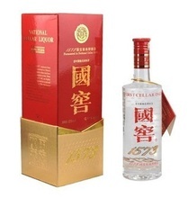 酒類批發(fā)采購(gòu)指南 優(yōu)質(zhì)酒源、合理價(jià)格與高效發(fā)票管理